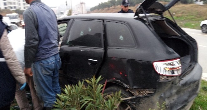 Duruşma çıkışı  silahlı saldırı : 4 yaralı