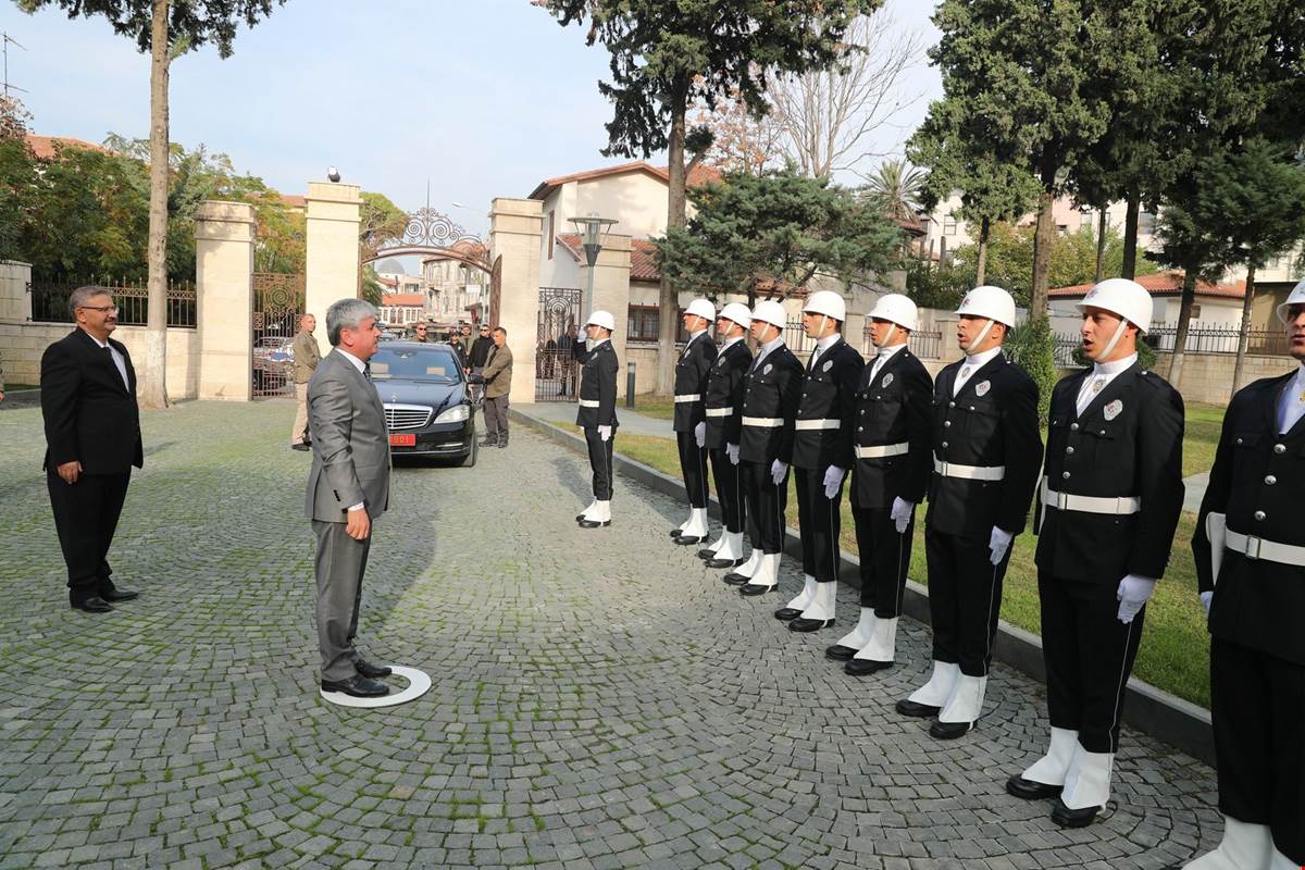 Vali Doğan Hatay’da Göreve Başladı