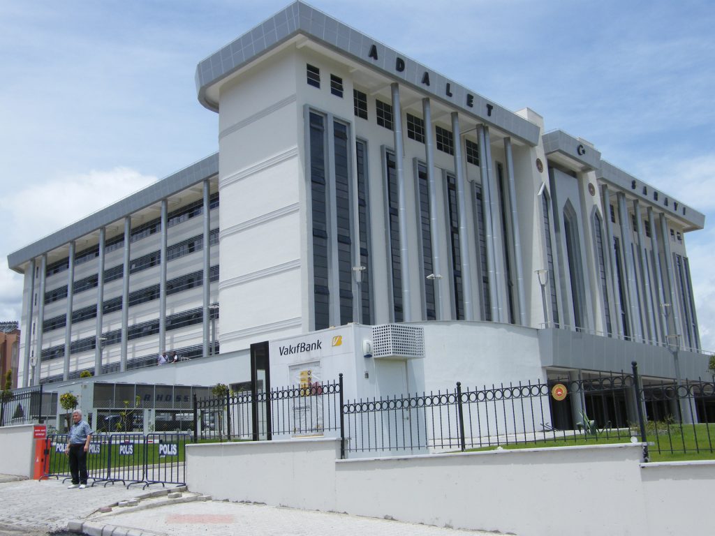 Hatay’da Erdoğan’a hakaret eden doktor tutuklandı