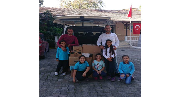 Kendileri Küçük YÜREKLERİ BÜYÜK