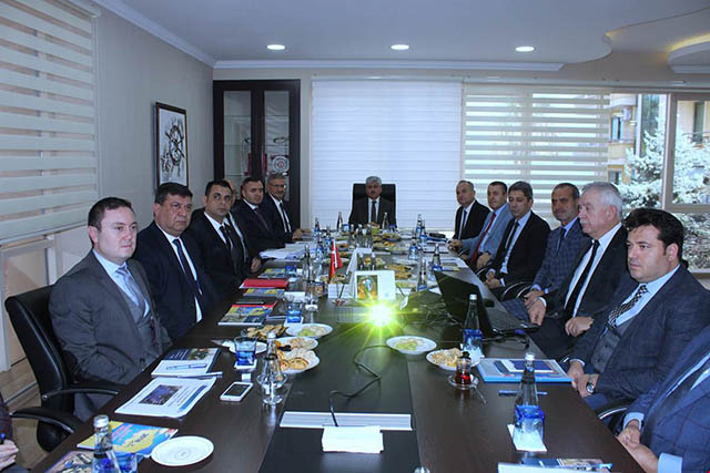 Vali İskenderun Marina projesini değerlendirdi