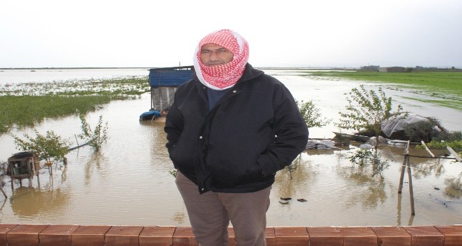 Ova’da tarım arazileri sular altında kaldı