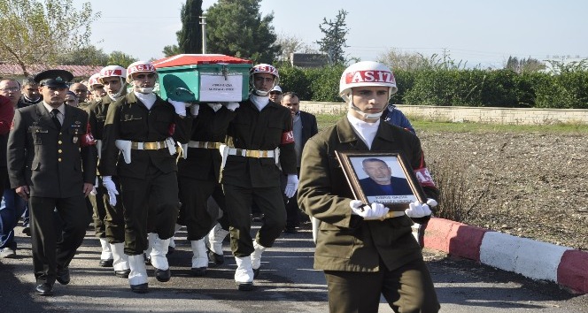 Vefat eden Kıbrıs gazisi  törenle toprağa verildi