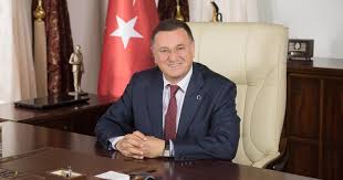 LÜTFÜ SAVAŞ YENİDEN ADAY