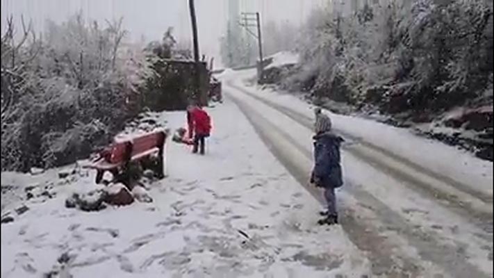 Hassa yılın ilk karıyla beyaza büründü…