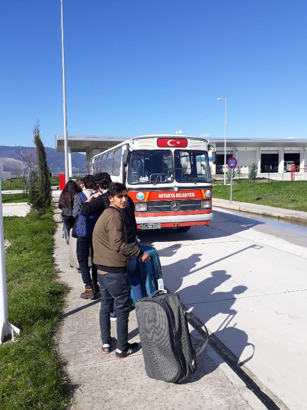 ANTAKYA BELEDİYESİ’NDEN HAVAALANI YOLCULARINA OTOBÜS DESTEĞİ
