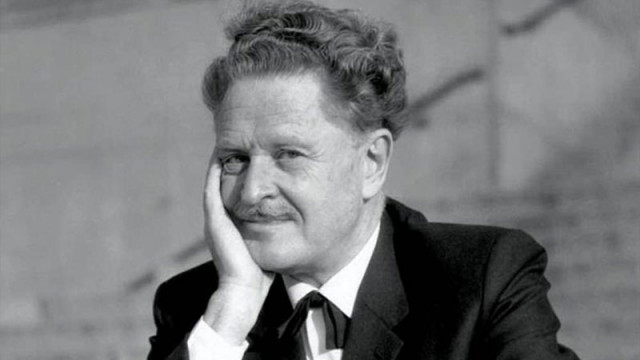 NAZIM HİKMET