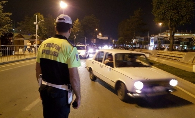 Hatay’da 2 bin 951 sürücüye ceza