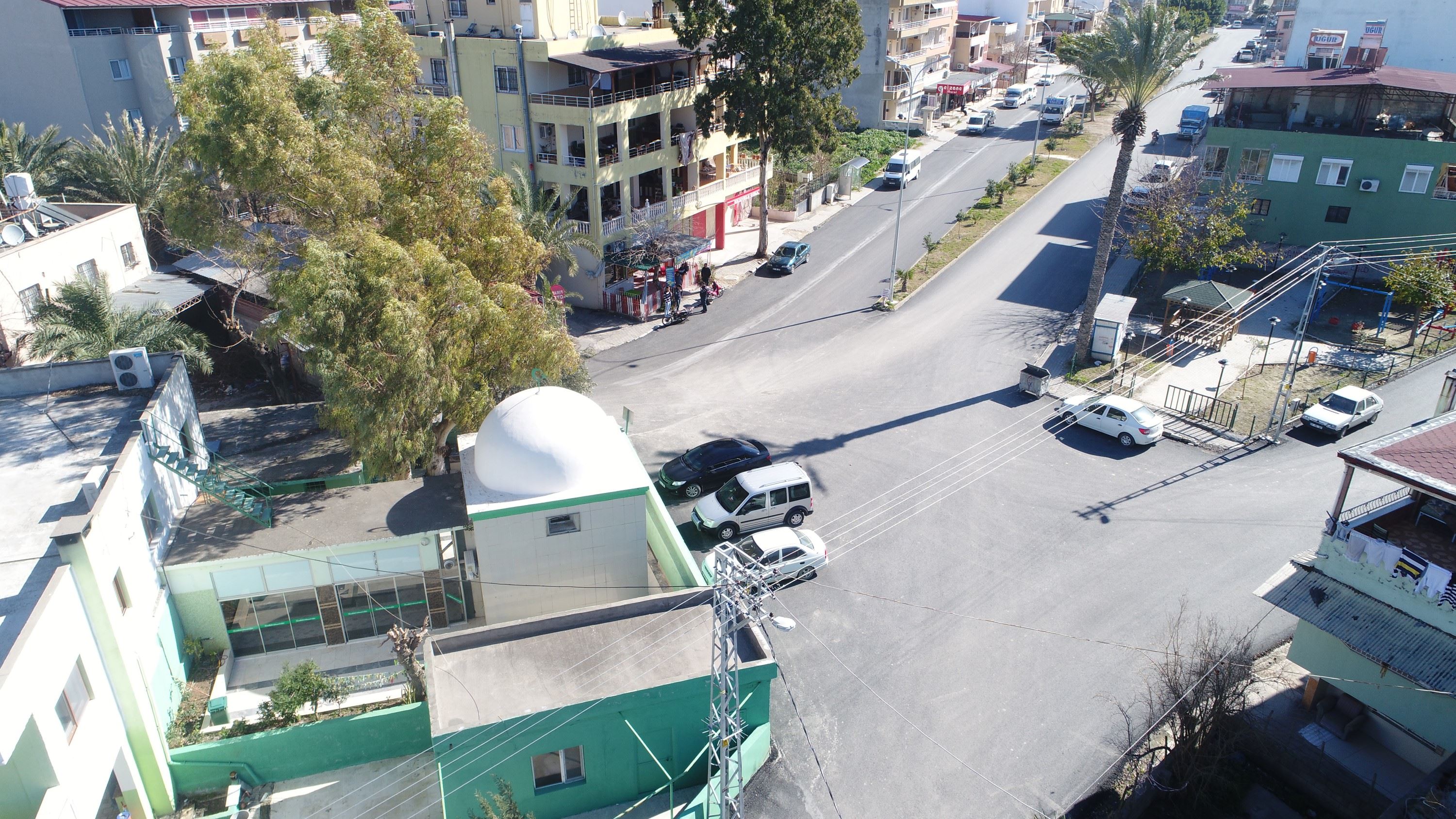 HATAY’IN HER KÖŞESİNDE BETON ASFALT ÇALIŞMALARI SÜRÜYOR