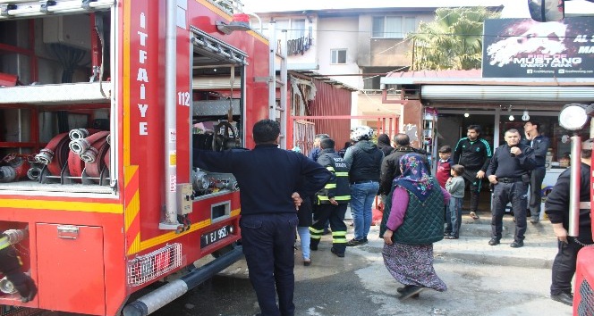 Hatay’da korkutan yangın