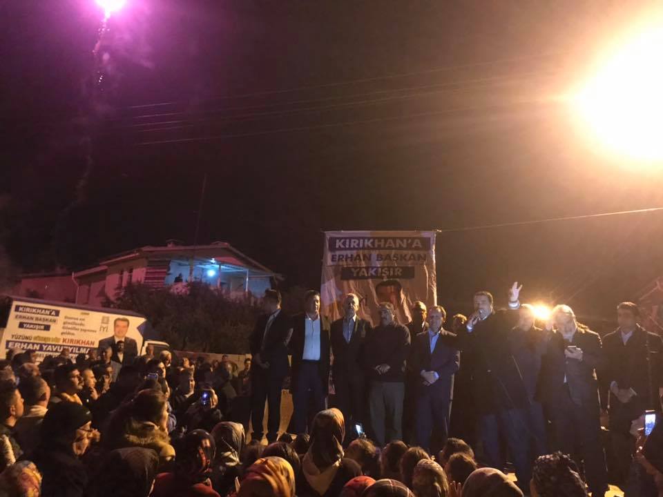 YAVUZYILMAZ  ÖZYÖRÜK MAHALLE SAKİNLERİNİN  SORUNLARINI DİNLEDİ