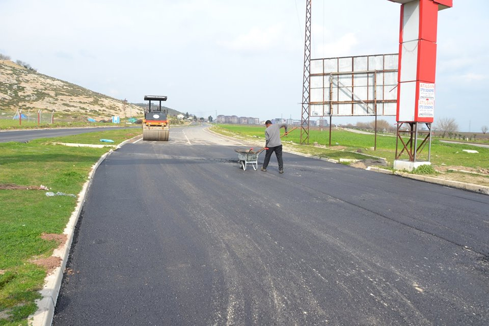 “KIRIKHAN BELEDİYESİNDE HİZMETTE AKSAMA  YAPILMIYOR”