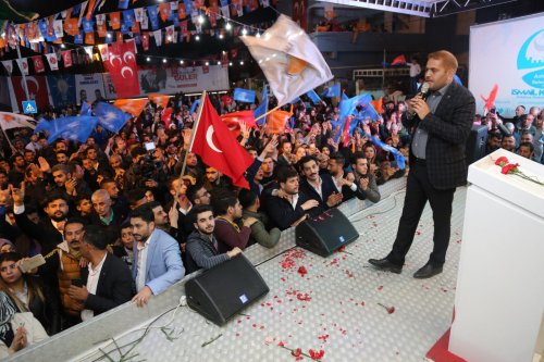 hatay-buyuksehir-baskan-adayi-ibrahim-guler-savas-3-hilalden-rahatsiz-oldu