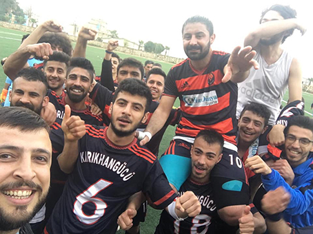 KIRIKHANGÜCÜ SÜPER AMATÖRDE