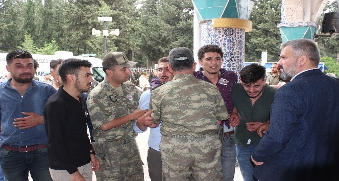 Şehit Ali Çeker Kırıkhan’da son yolculuğuna uğurlandı