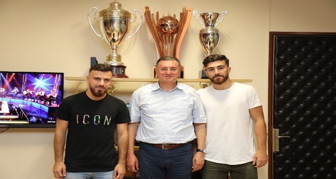 Fenerbahçeli Samed Karakoç ve Abdurrahman Canlı Hatayspor’da
