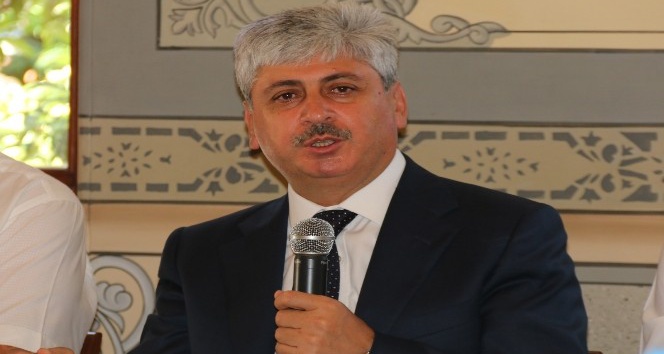 Vali Doğan: “İdlib’deki insanlar ‘Türkiye kapıları açacak’ diye kandırıldı”