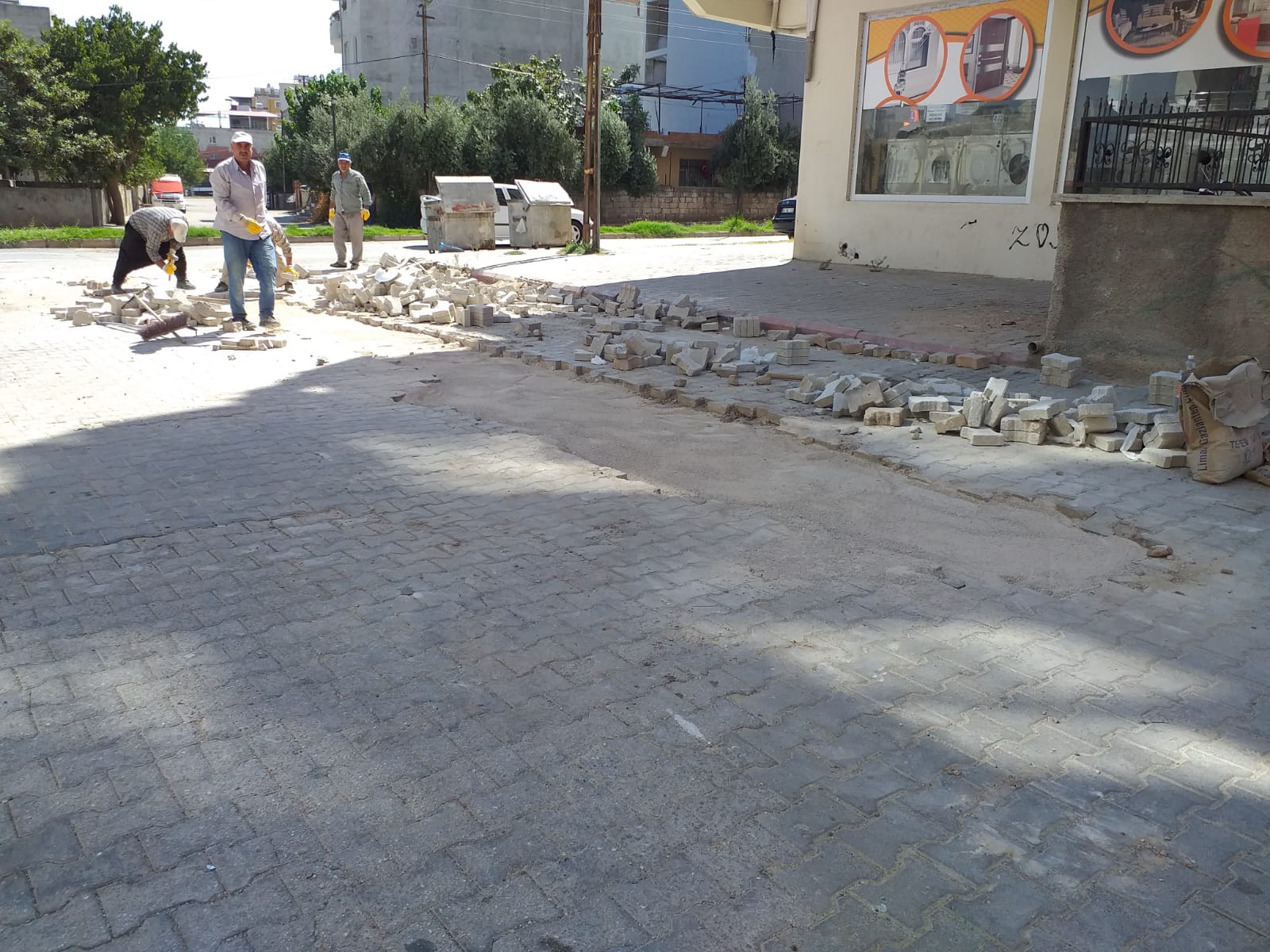 Kilit Taşı Çalışmaları Devam Ediyor