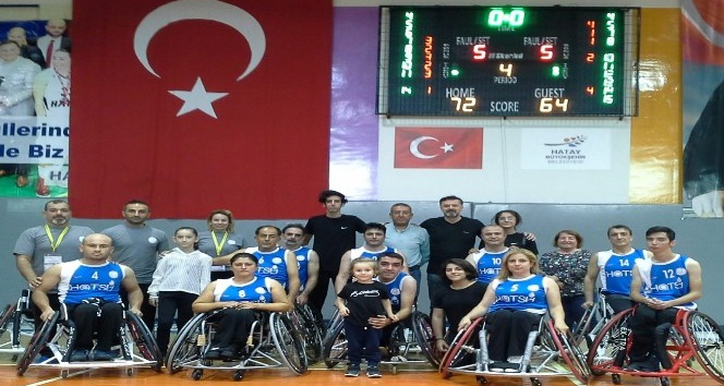 Şampiyon basketbolcular galibiyetle başladı