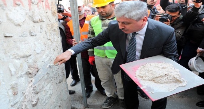 Hatay’da Kurtuluş Caddesi’nde tarihi yapılar yeniden canlandırılacak