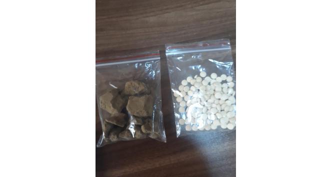 KIRIKHAN’DA UYUŞTURUCU TACİRİ FAKA BASTI