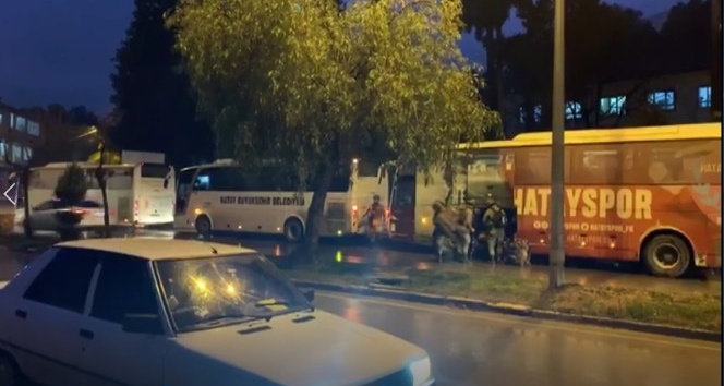 Hatay’a komando sevkiyatı