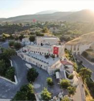 KIRIKHAN’DA BİR GÖNÜL ERİ YATAR