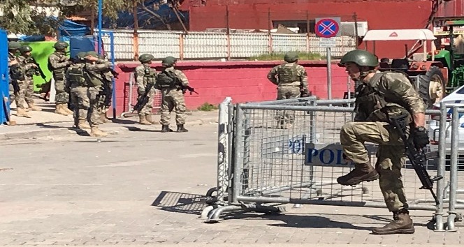 Sınır birliklerine komando sevkiyatı