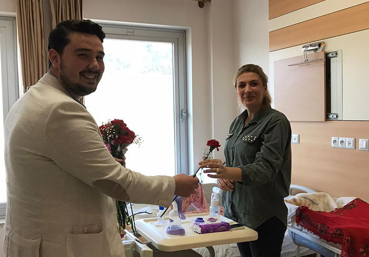 CHP Kırıkhan Gençlik Kolları Kadınlar Günü’nü Kutladı