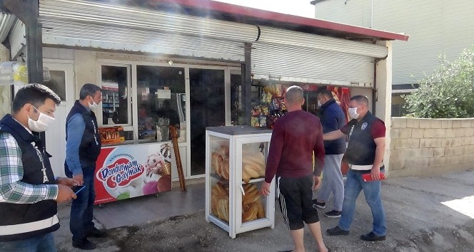 Kırıkhan’da Yasağı ihlal eden markete zabıta baskını