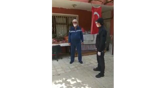 Emekli maaşının yarısını “Biz Bize Yeteriz Türkiyem” kampanyasına bağışladı