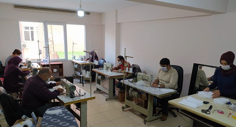 KIRIKHAN BELEDİYESİ MASKE ÜRETİMİNİ ARTTIRDI