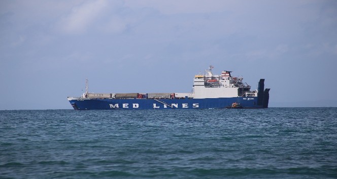 Türk şoförlerini getiren gemi İskenderun Körfezine ulaştı