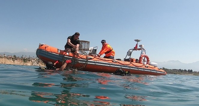Hatay’da yasa dışı balık avcılarına 13 bin lira ceza kesildi