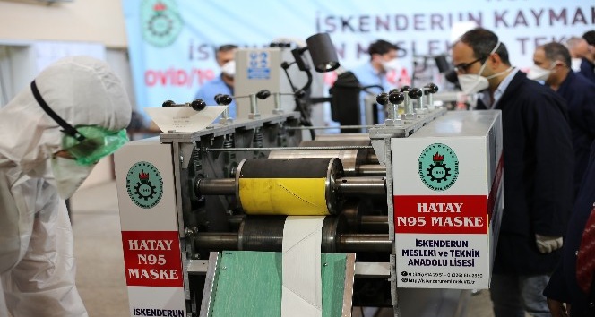 Meslek lisesinde N95 maske üretim makinesi yapıldı