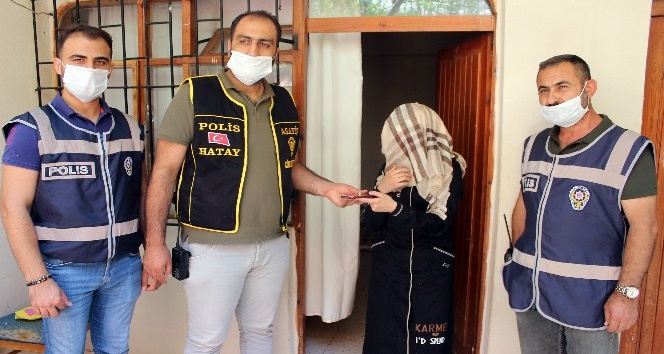 Gasp edilen kadına telefon ve yüzüğü teslim edildi