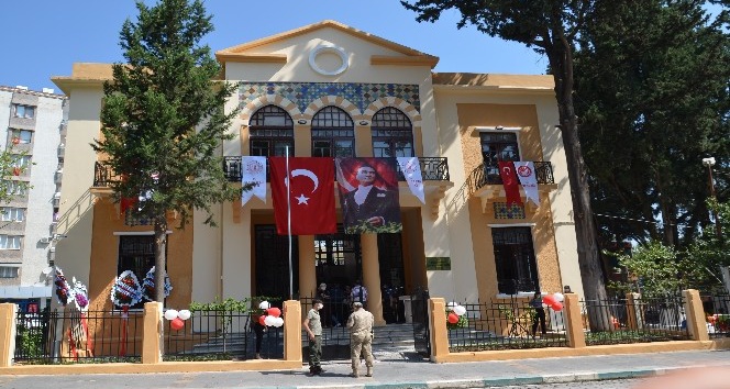 Fransızların karargah binası kütüphane oldu