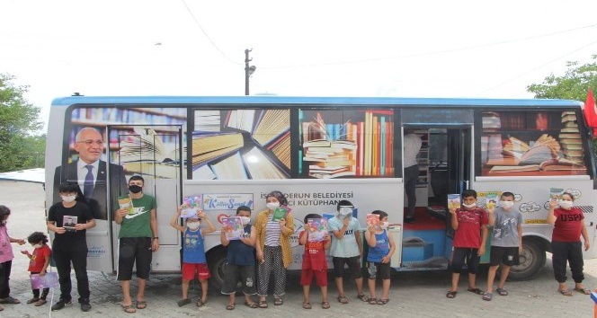 Gezici kütüphane çocuklar için yollarda