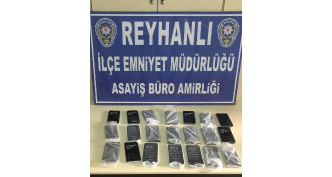 Reyhanlı’da 21 adet kaçak telefon ele geçirildi