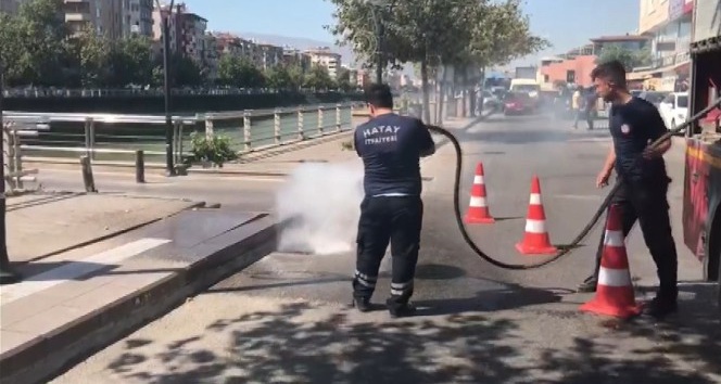 İzmarit yangını doğalgaz kaçağı paniği yaşattı