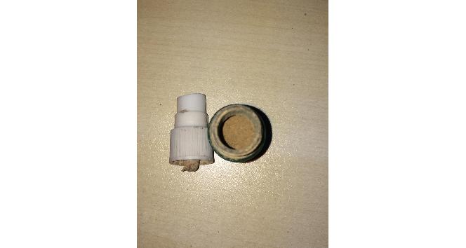 Parfüm şişesinden eroin çıktı