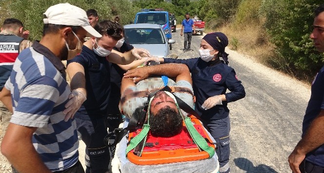 Hatay’da “patpat” dere yatağına uçtu: 2 yaralı