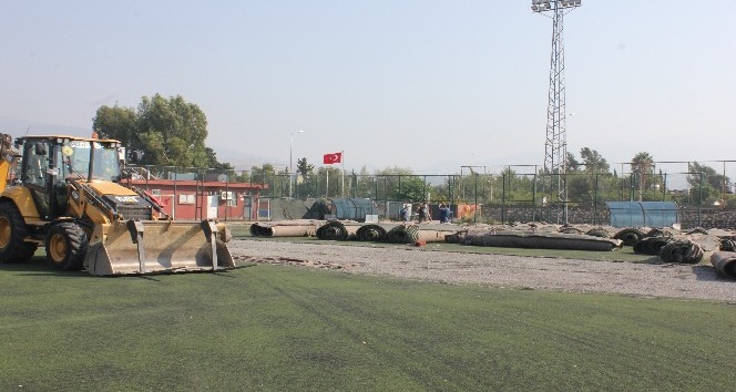 İskenderun’a FİFA standartlarında sentetik çim saha