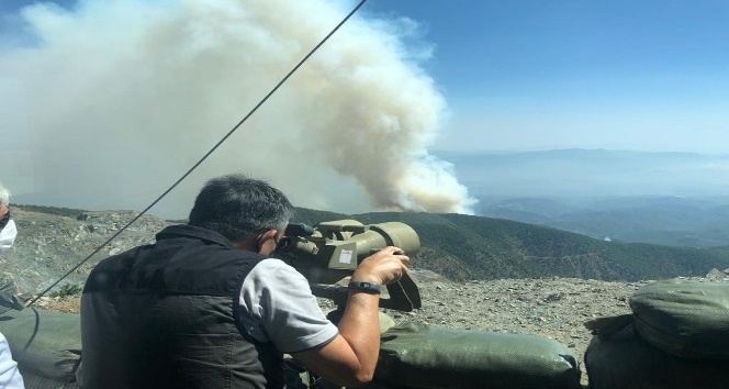 Hatay’daki yangını kontrol altına alma çalışmaları sürüyor