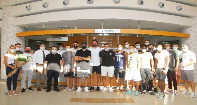 Atakaş Hatayspor’da futbolcular sağlık kontrolünden geçirildi