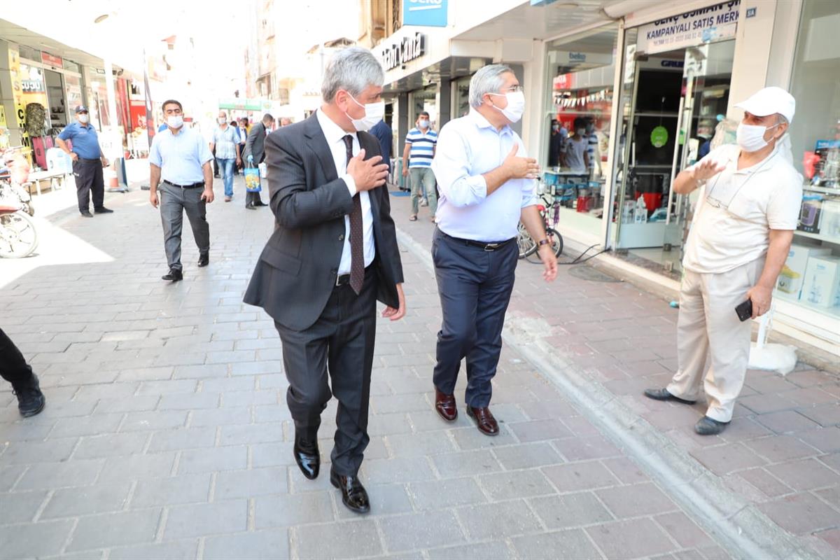 Vali Doğan Kırıkhan’da Covid-19 Denetimi Yaptı