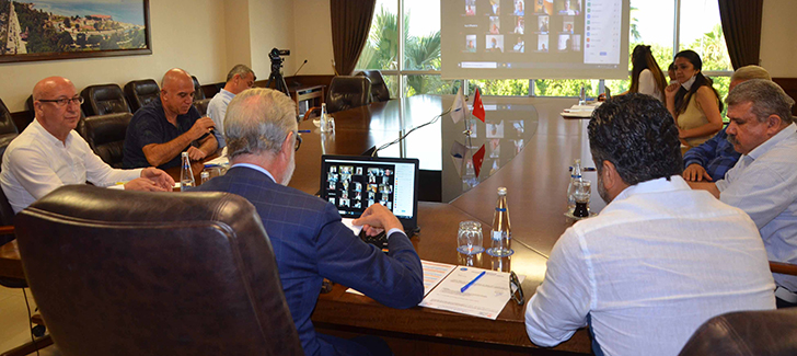 “ İş dünyası bu zorlu süreci büyük bir sabırla yönetiyor”