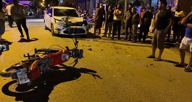 Samandağ’da otomobil ile motosiklet çarpıştı: 2 yaralı