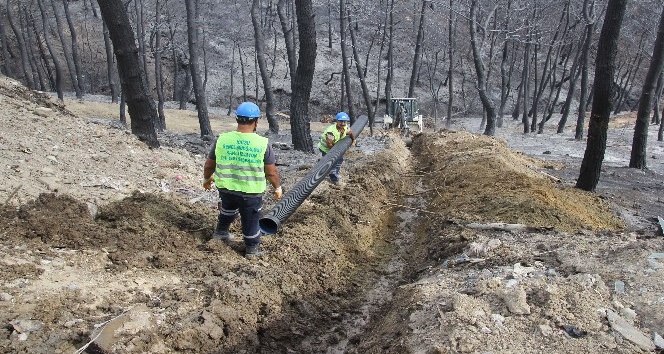 Hatay’daki yangın bölgesinde altyapı çalışmaları