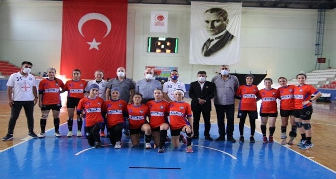 İskenderun Hentbol Spor Kulübü 2. Lig’e yükseldi